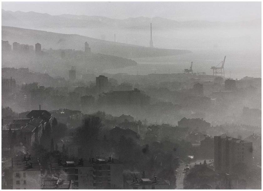 Rijeka-jutarnja izmaglica