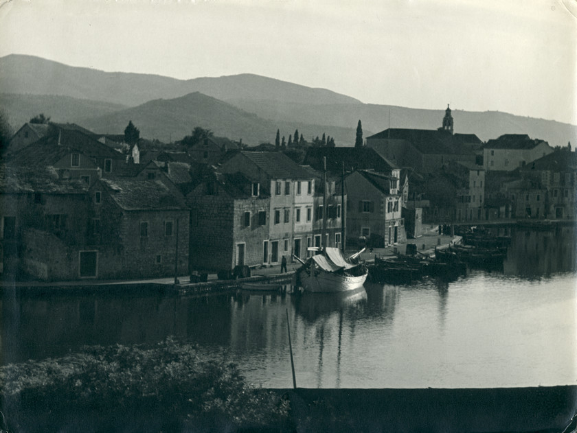 Evening in the Harbour